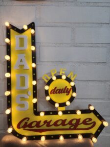 LETRERO GARAGE DAD